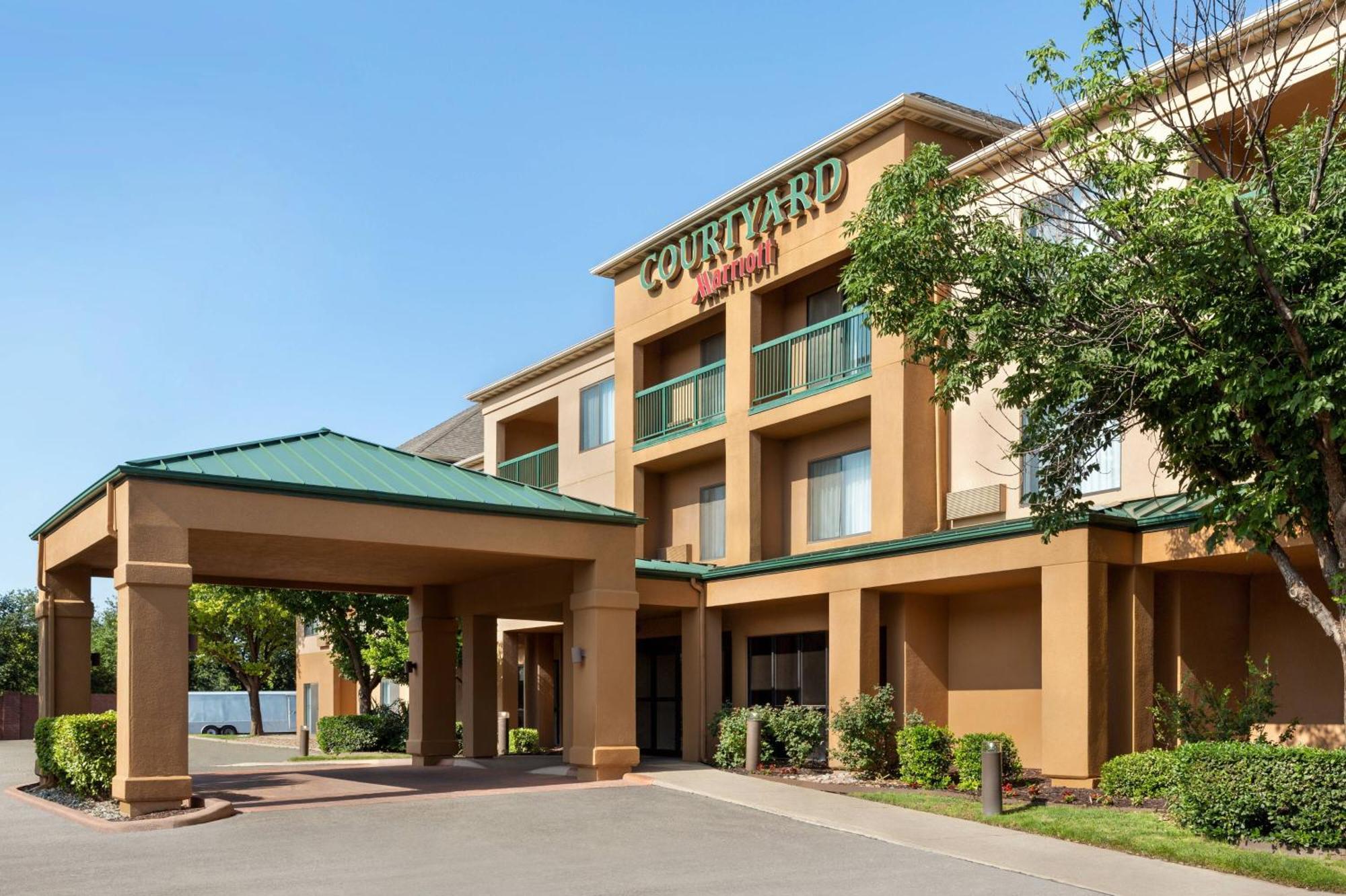 Hotel Courtyard Lubbock Exterior foto